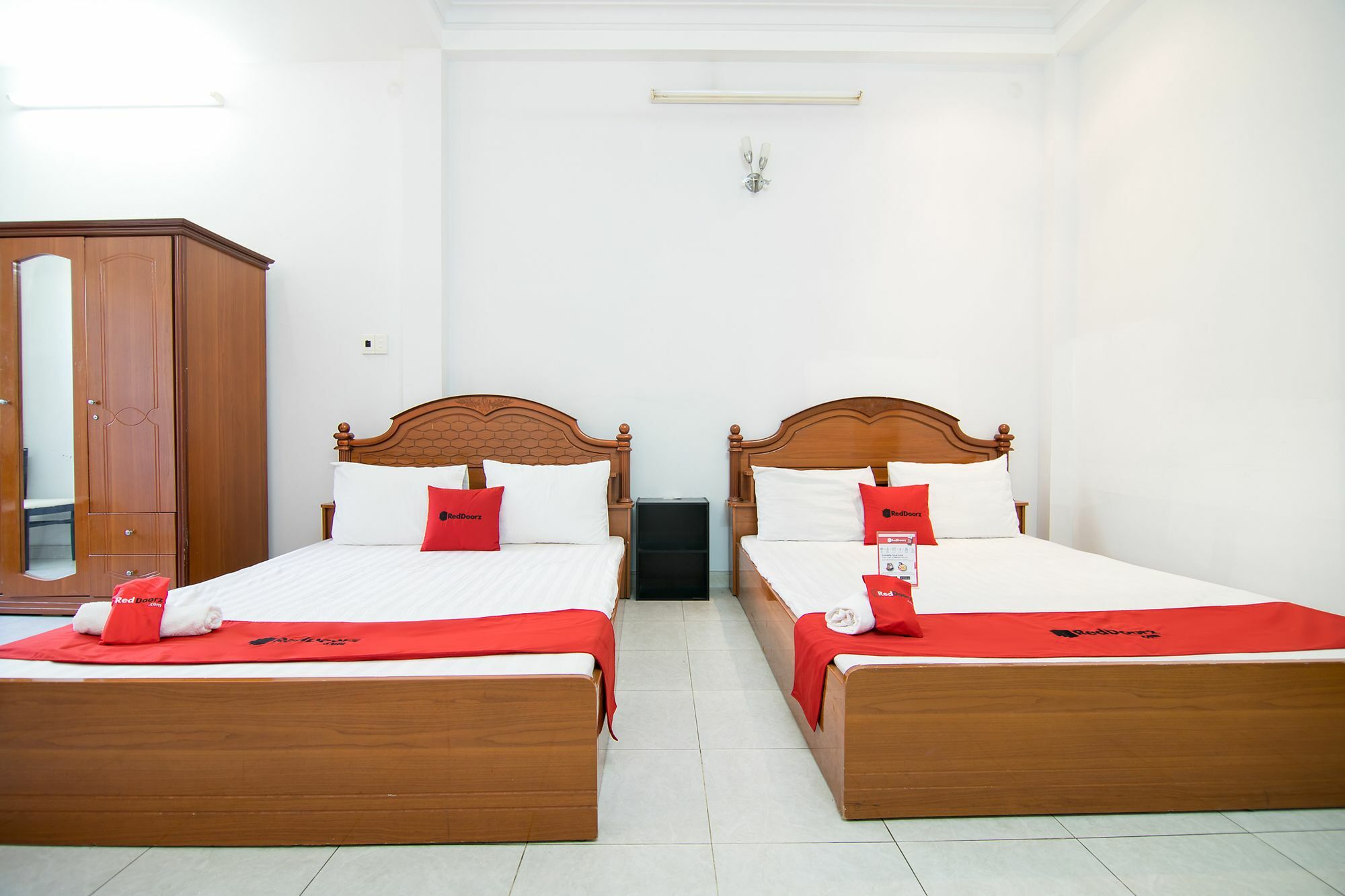 Reddoorz Near Pico Plaza Cong Hoa Cidade de Ho Chi Minh Exterior foto