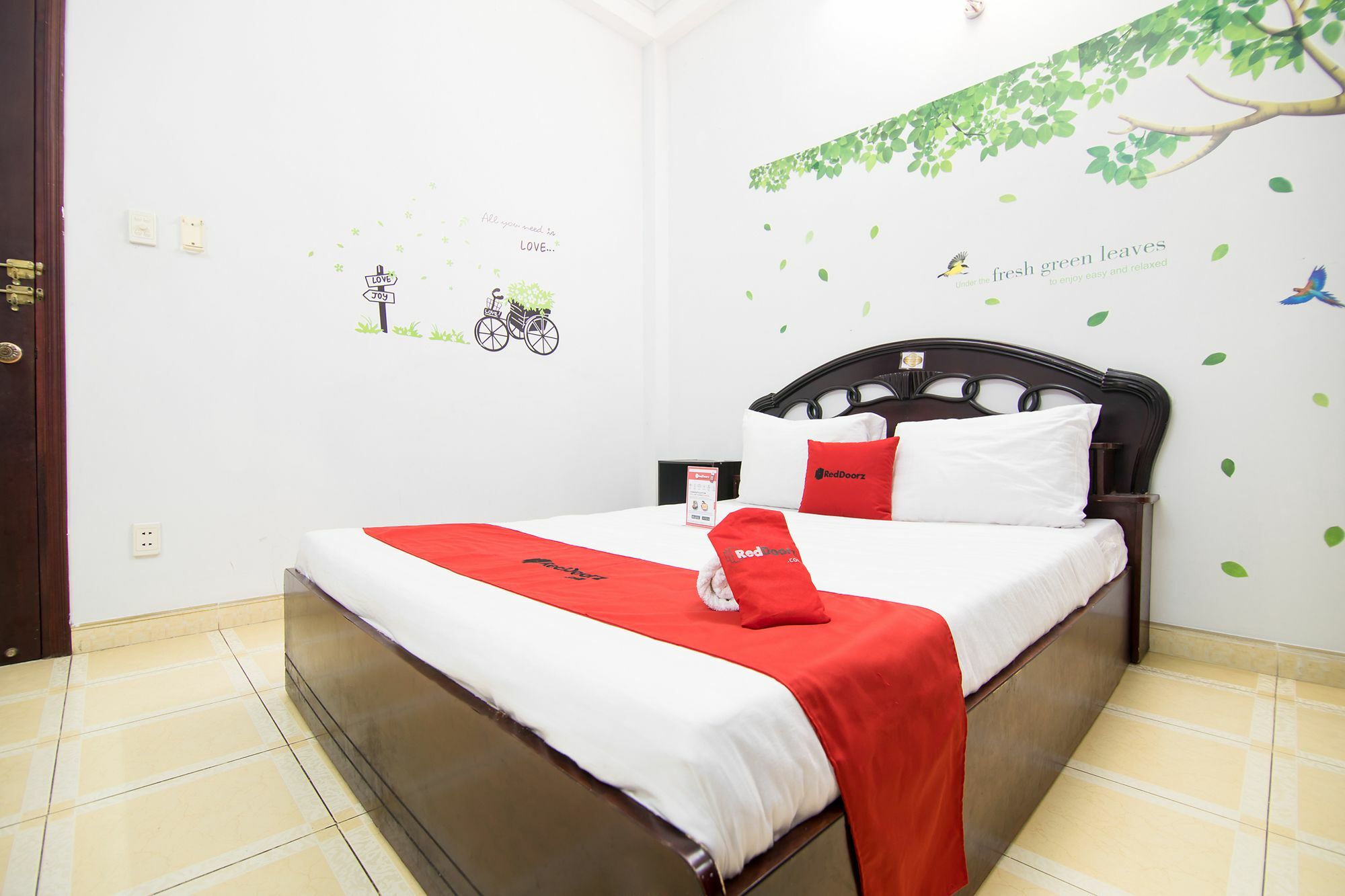 Reddoorz Near Pico Plaza Cong Hoa Cidade de Ho Chi Minh Exterior foto
