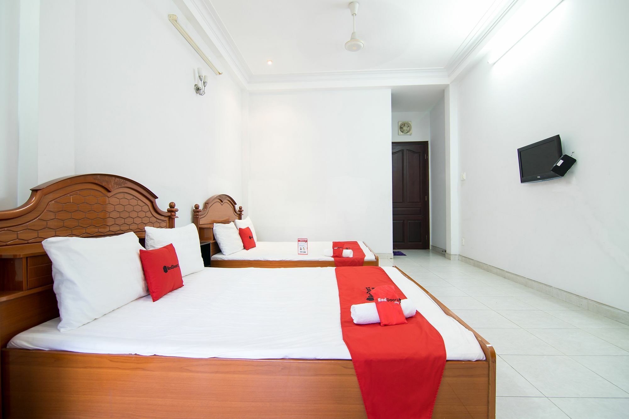 Reddoorz Near Pico Plaza Cong Hoa Cidade de Ho Chi Minh Exterior foto
