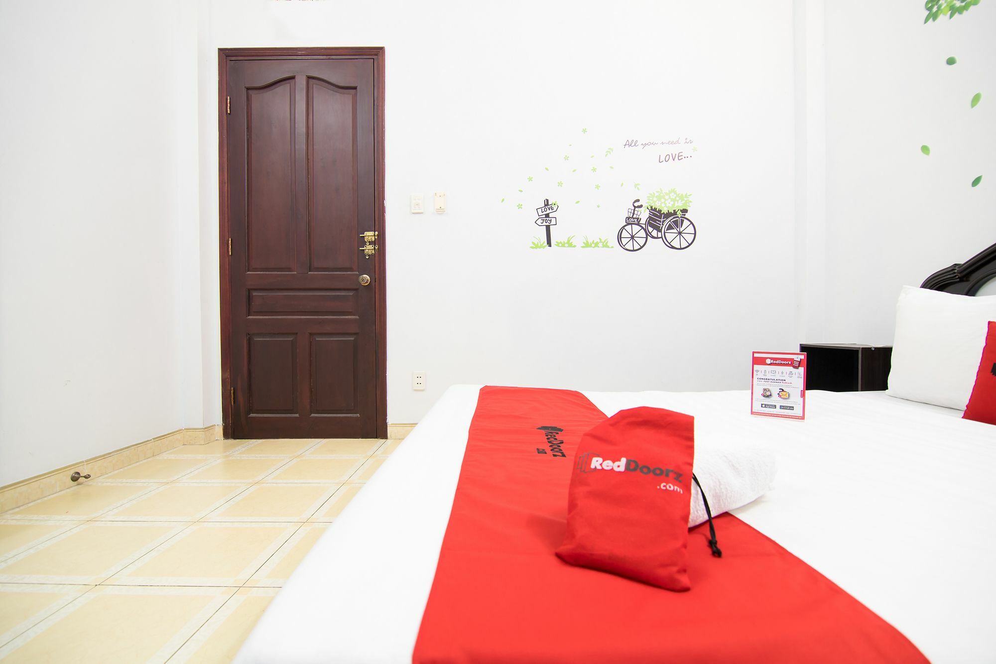 Reddoorz Near Pico Plaza Cong Hoa Cidade de Ho Chi Minh Exterior foto