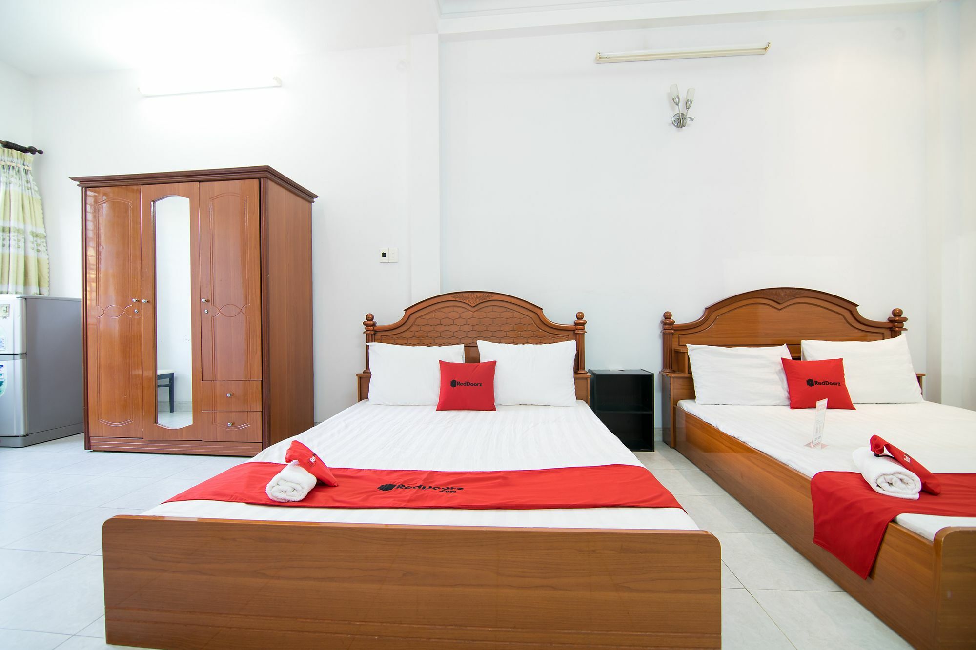 Reddoorz Near Pico Plaza Cong Hoa Cidade de Ho Chi Minh Exterior foto