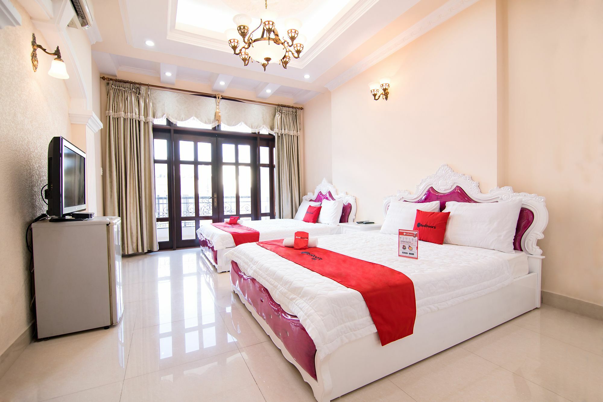 Reddoorz Near Pico Plaza Cong Hoa Cidade de Ho Chi Minh Exterior foto