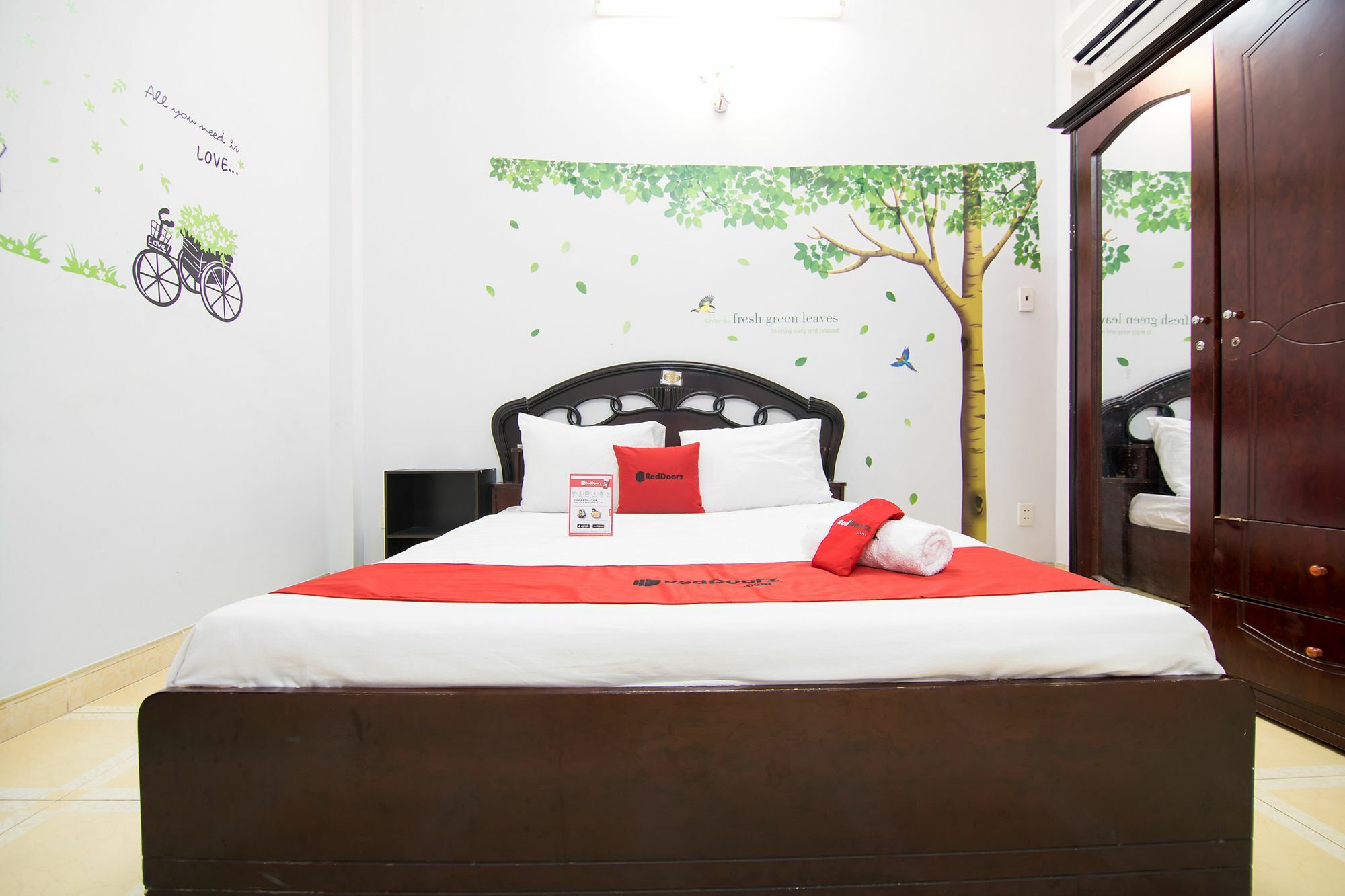 Reddoorz Near Pico Plaza Cong Hoa Cidade de Ho Chi Minh Exterior foto
